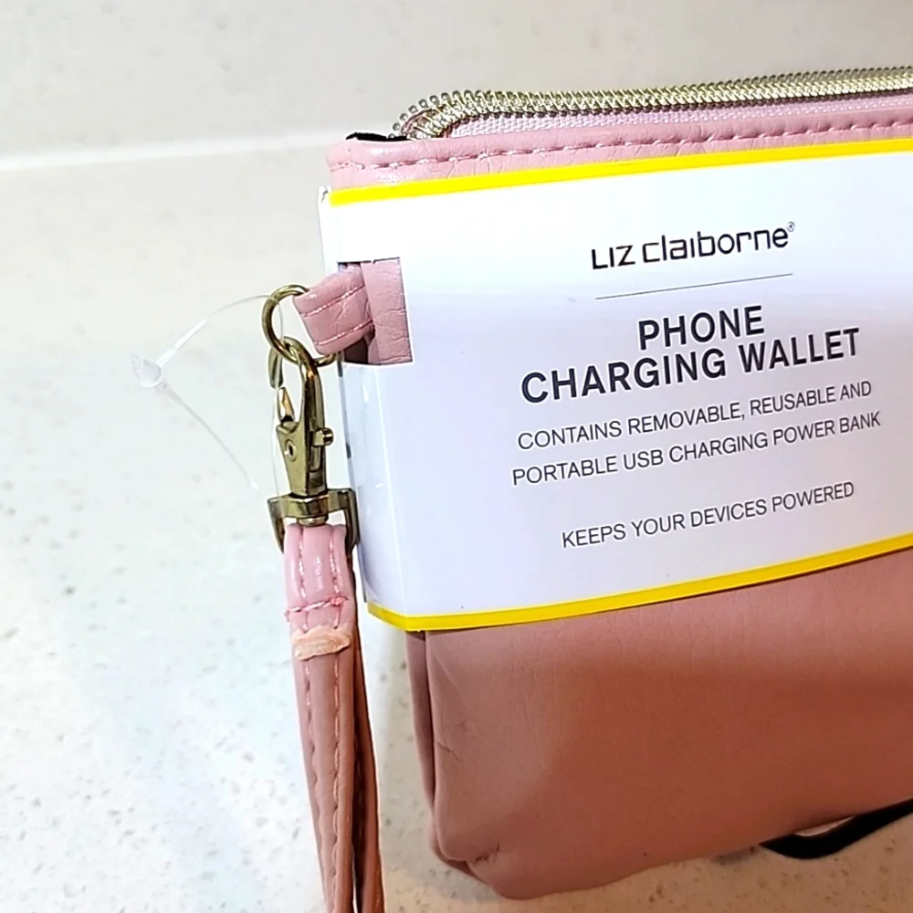 Wristlet Wallet with built-in charger New with tags